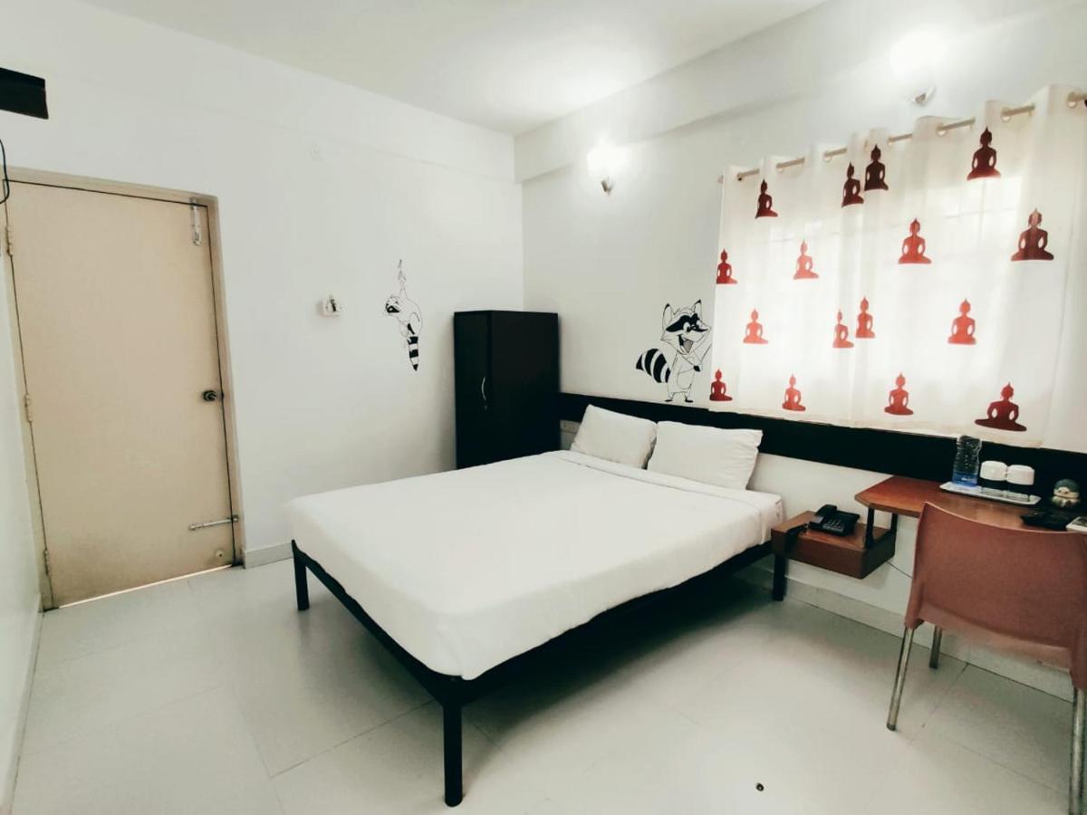 Raccoon Rooms Mysore Esterno foto