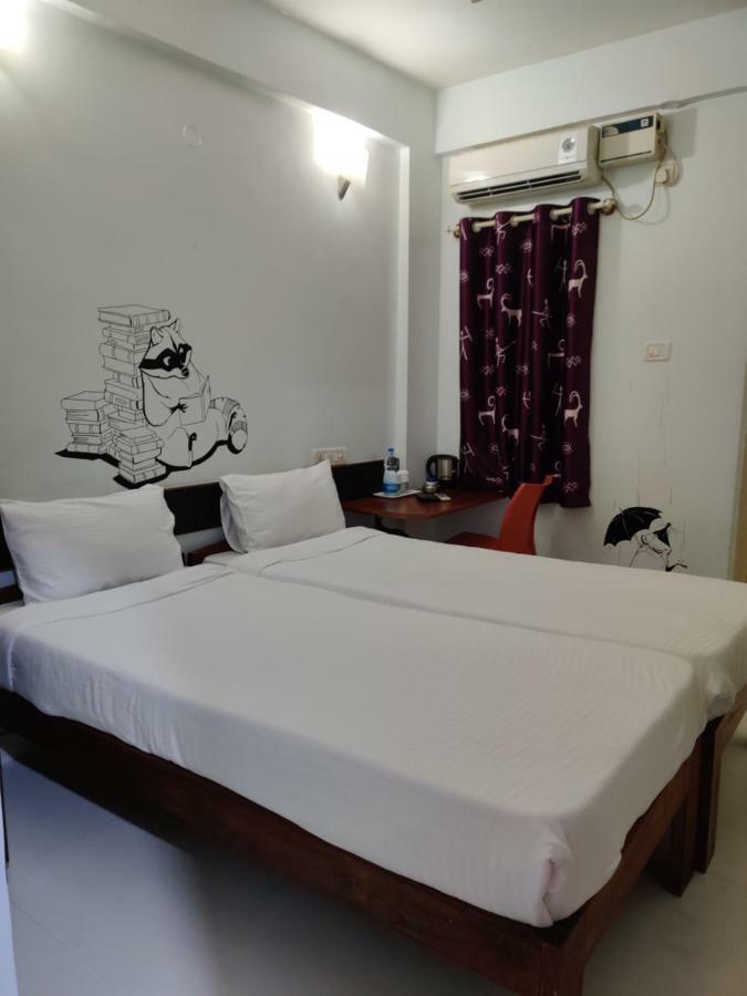 Raccoon Rooms Mysore Esterno foto