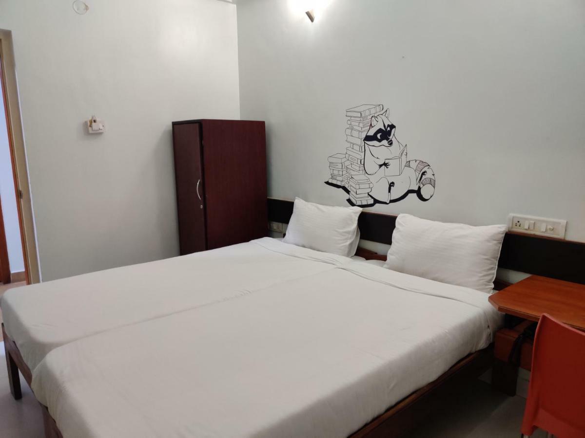Raccoon Rooms Mysore Esterno foto